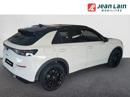 Photo 4 Volkswagen T-roc  1.5 eTSI EVO2 Hybrid 150 ch DSG7