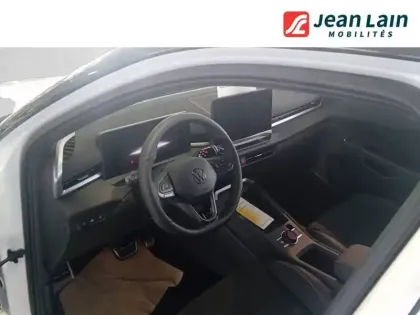 Photo 10 Volkswagen T-roc  1.5 eTSI EVO2 Hybrid 150 ch DSG7