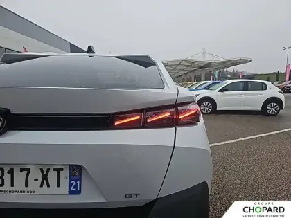 Photo 86 Peugeot 408  Hybrid 145 e-DCS6