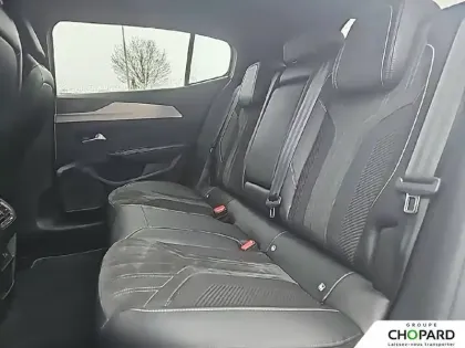 Photo 49 Peugeot 408  Hybrid 145 e-DCS6