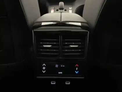 Photo 30 DS Ds 7 DS7 Crossback Hybride E-Tense 300 EAT8 4x4