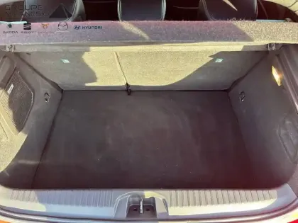 Photo 13 Renault Clio  E-Tech 140