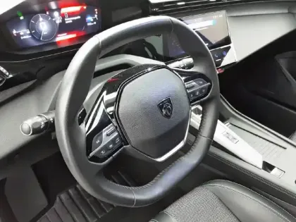 Photo 8 Peugeot 308  SW BlueHDi 130ch S&S EAT8