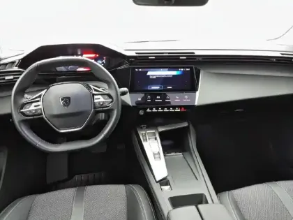 Photo 7 Peugeot 308  SW BlueHDi 130ch S&S EAT8