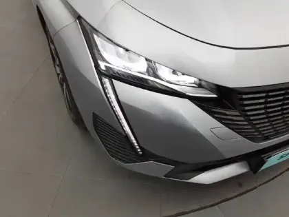 Photo 15 Peugeot 308  SW BlueHDi 130ch S&S EAT8