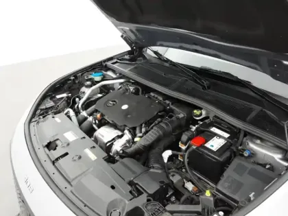 Photo 14 Peugeot 308  SW BlueHDi 130ch S&S EAT8