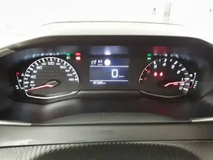 Photo 9 Peugeot 208  PureTech 75 S&S BVM5