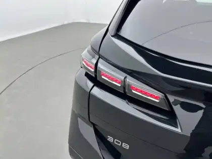 Photo 16 Peugeot 308  SW BlueHDi 130ch S&S EAT8
