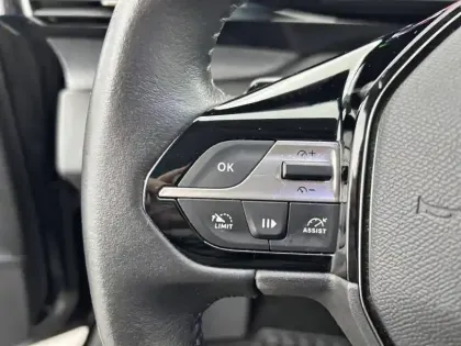 Photo 18 Peugeot 308  SW BlueHDi 130ch S&S EAT8