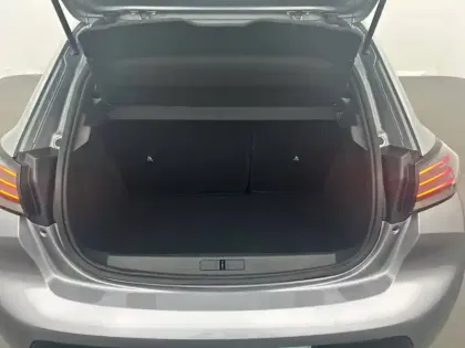 Photo 25 Peugeot 208  Hybrid 100 e-DCS6