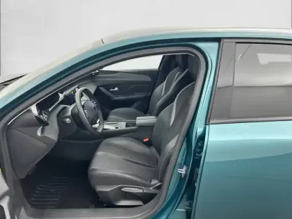 Photo 10 Peugeot 308  SW BlueHDi 130ch S&S EAT8