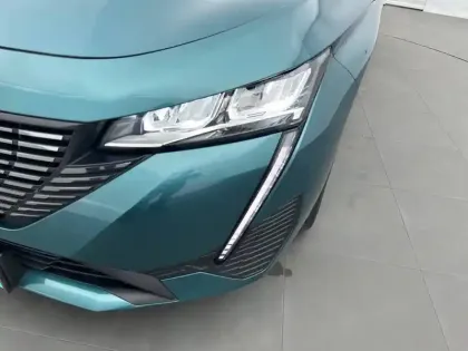 Photo 15 Peugeot 308  SW BlueHDi 130ch S&S EAT8