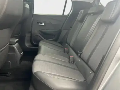 Photo 33 Peugeot 208  PureTech 100 S&S EAT8