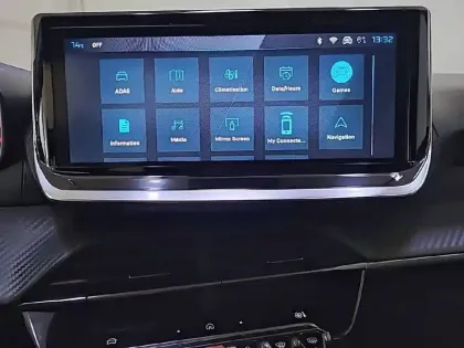 Photo 54 Peugeot 208  Hybrid 100 e-DCS6