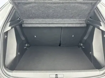 Photo 5 Peugeot 2008  PureTech 130 S&S EAT8