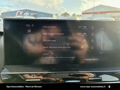 Photo 14 Citroën C4  SOCIETE BLUEHDI 130 S&S EAT8