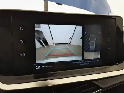 Photo 18 Peugeot 2008  Electrique 136 ch