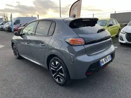 Photo 43 Peugeot 208  Hybrid 110 e-DCS6