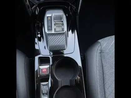 Photo 94 Peugeot 208  Hybrid 110 e-DCS6
