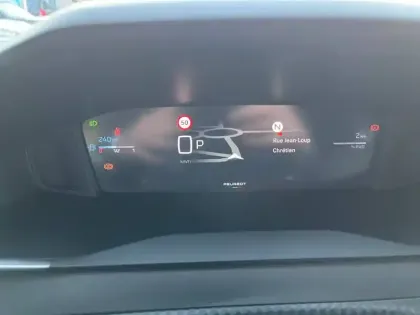 Photo 86 Peugeot 208  Hybrid 110 e-DCS6