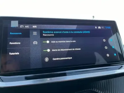 Photo 96 Peugeot 208  Hybrid 110 e-DCS6