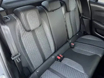 Photo 21 Peugeot 208  Hybrid 110 e-DCS6