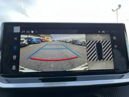 Photo 30 Peugeot 208  Hybrid 110 e-DCS6