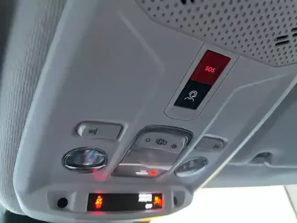 Photo 97 Peugeot 208  Hybrid 110 e-DCS6