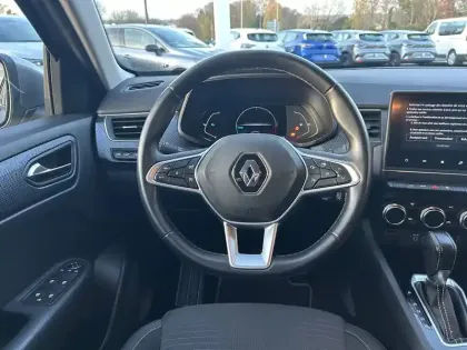 Photo 16 Renault Arkana  E-Tech 145
