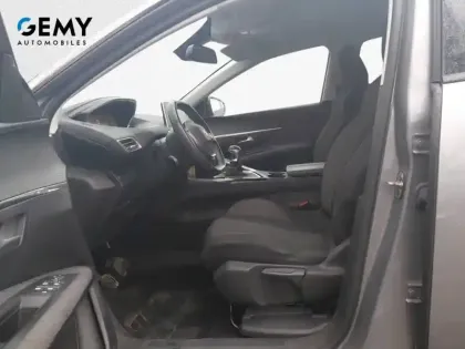 Photo 8 Peugeot 3008  Puretech 130ch S&S BVM6