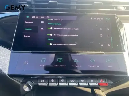 Photo 18 Peugeot 308  PureTech 130ch S&S EAT8