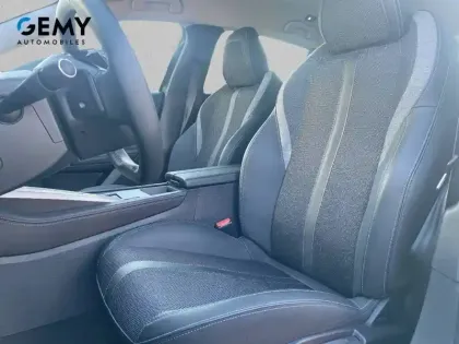 Photo 8 Peugeot 308  PureTech 130ch S&S EAT8