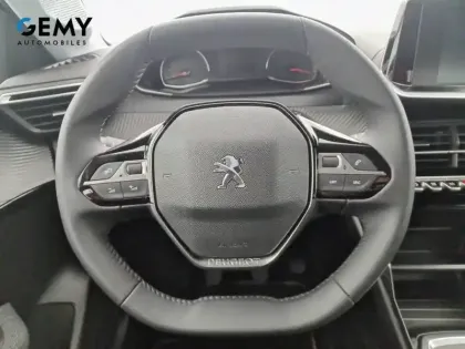 Photo 11 Peugeot 208  PureTech 100 S&S BVM6