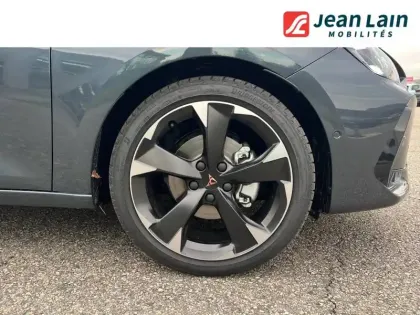 Photo 8 Cupra Leon  1.5 eTSI Hybrid 150 ch DSG7