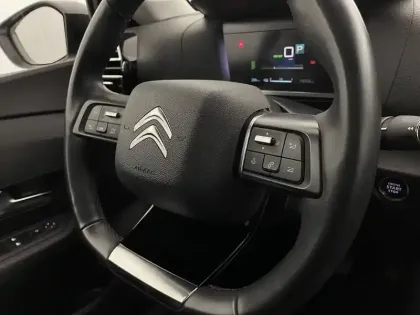 Photo 25 Citroën C4 e- 136 ch Automatique