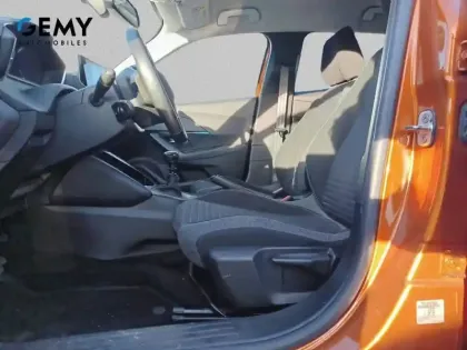 Photo 8 Peugeot 2008  PureTech 130 S&S BVM6