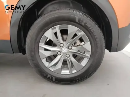 Photo 49 Peugeot 2008  PureTech 130 S&S BVM6