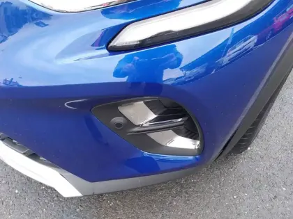 Photo 11 Renault Captur  E-Tech full hybrid 145