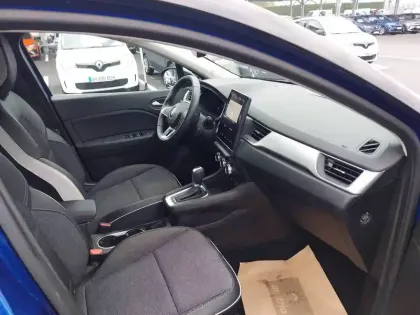 Photo 9 Renault Captur  E-Tech full hybrid 145