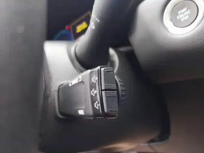 Photo 24 Renault Captur  E-Tech full hybrid 145