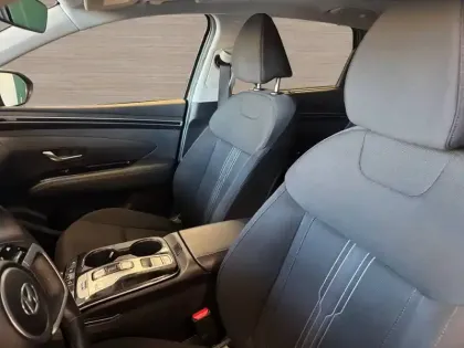 Photo 8 Hyundai Tucson  1.6 T-GDI 230 Hybrid BVA6