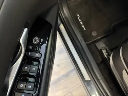 Photo 21 Hyundai Tucson  1.6 T-GDI 230 Hybrid BVA6