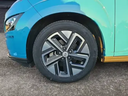 Photo 13 Hyundai Kona  Electrique 64 kWh - 204 ch