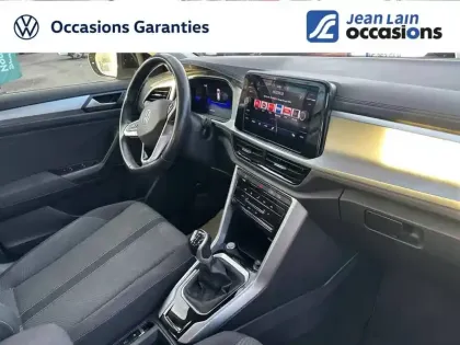 Photo 17 Volkswagen T-roc  1.0 TSI 110 Start/Stop BVM6