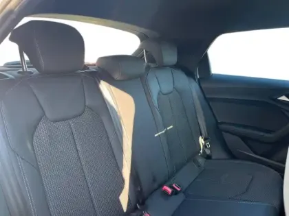 Photo 9 Audi A1  Sportback 35 TFSI 150 ch S tronic 7