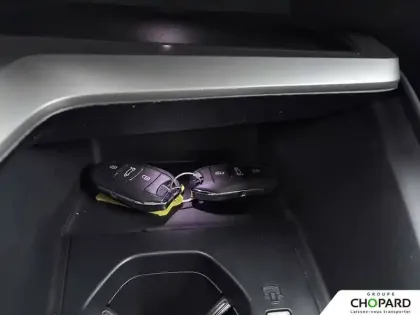 Photo 22 Peugeot 308  PureTech 130ch S&S BVM6