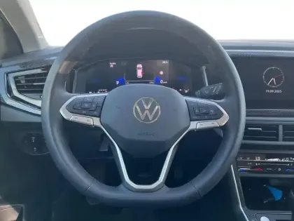 Photo 17 Volkswagen Taigo  1.0 TSI 116 DSG7