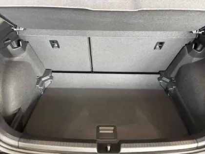 Photo 13 Volkswagen Polo  1.0 TSI 95 S&S DSG7