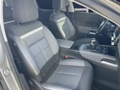 Photo 18 Citroën C5 aircross  PureTech 130 S&S BVM6