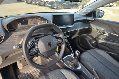 Photo 58 Peugeot 208  100 S&S BVM6